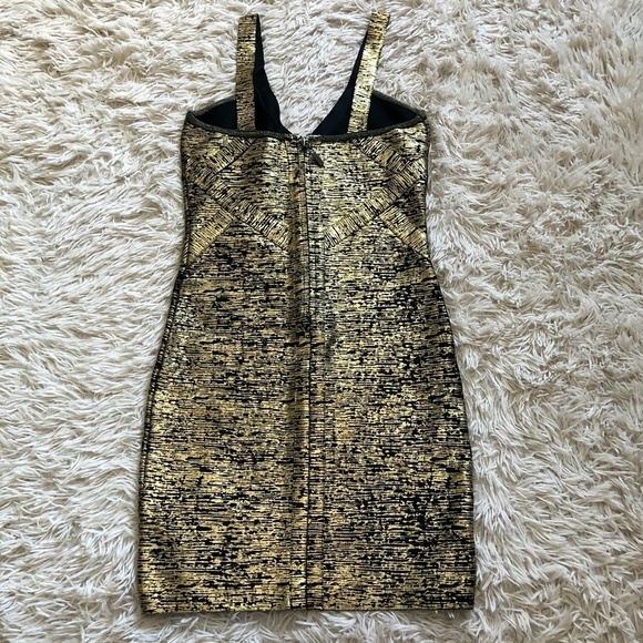 Arden B Bodycon Dress - Picture 5 of 9